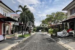 Rumah Elit Modern Siap Huni di Bintaro Tangerang Selatan Rumah Elit Modern Siap Huni di Bintaro Tangerang Selatan
