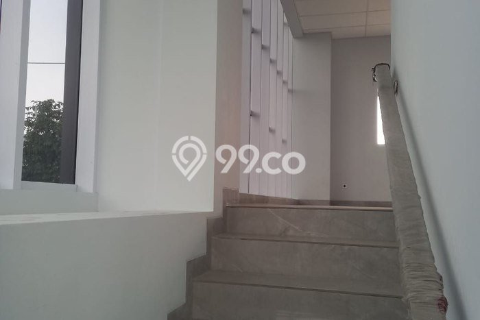 Kantor Dijual di Prime Area Jakarta Timur Luas 750m2 Kantor Dijual di Prime Area Jakarta Timur Luas 750m2