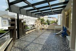 For Sale! Luxury House LT 141m2 Desain Elegan di Pantai Indah Kapuk For Sale! Luxury House LT 141m2 Desain Elegan di Pantai Indah Kapuk