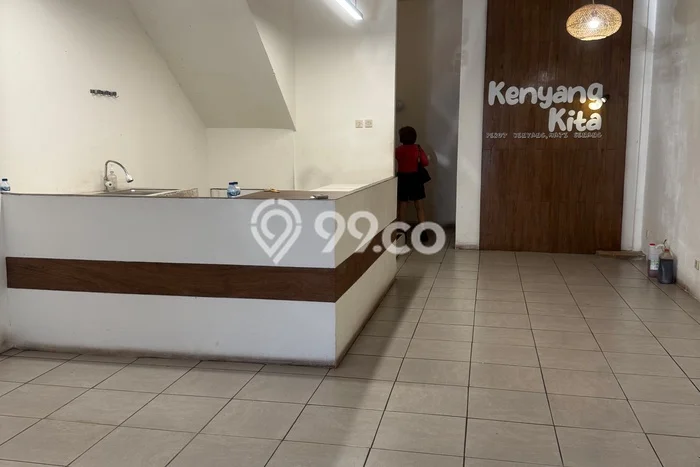 Unit Komersial Disewakan di Jakarta Barat Kawasan Strategis Harga Kompetitif Unit Komersial Disewakan di Jakarta Barat Kawasan Strategis Harga Kompetitif