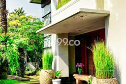 Rumah Elit Modern Siap Huni di Intercon Jakarta Barat Rumah Elit Modern Siap Huni di Intercon Jakarta Barat