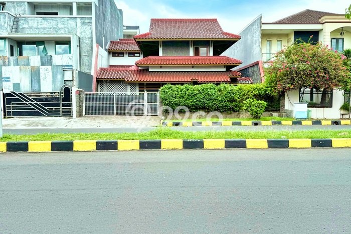 Lahan Dijual Lokasi Strategis di Jakarta Barat dengan Luas 450m2 Lahan Dijual Lokasi Strategis di Jakarta Barat dengan Luas 450m2