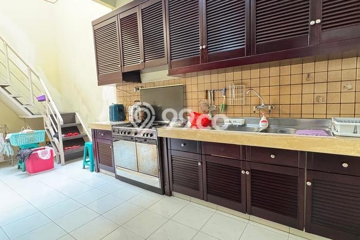 Rumah Elit Modern Siap Huni di Pluit Jakarta Utara Rumah Elit Modern Siap Huni di Pluit Jakarta Utara