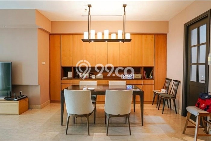 Apartemen Disewakan 3 Kamar Murah Siap Huni di Jakarta Selatan, Luas 303m2 Apartemen Disewakan 3 Kamar Murah Siap Huni di Jakarta Selatan, Luas 303m2