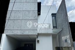 Rumah Modern Minimalis 3 KT Siap Huni di Serpong Utara Rumah Modern Minimalis 3 KT Siap Huni di Serpong Utara