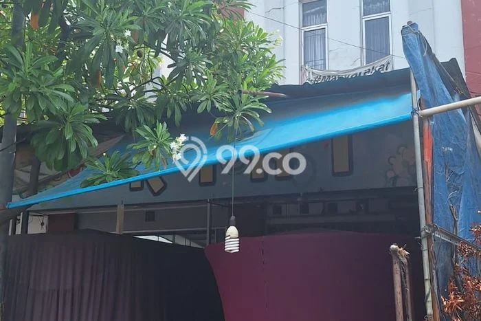 POTENSI BESAR! Ruko di Larangan, Luas 100m², Area Komersial POTENSI BESAR! Ruko di Larangan, Luas 100m², Area Komersial