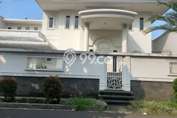 Siap Huni Hunian Elit 4 Kamar di Kebayoran Lama Dekat ke Mana Saja Siap Huni Hunian Elit 4 Kamar di Kebayoran Lama Dekat ke Mana Saja