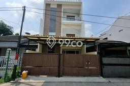 Siap Huni Rumah Mewah 4 Kamar di Kelapa Gading Dekat ke Mana Saja Siap Huni Rumah Mewah 4 Kamar di Kelapa Gading Dekat ke Mana Saja
