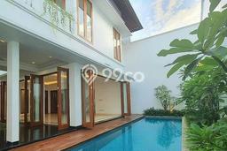 Hunian Mewah LB 525m2 Siap Huni Desain Elegan di Pondok Indah, Jakarta Selatan Hunian Mewah LB 525m2 Siap Huni Desain Elegan di Pondok Indah, Jakarta Selatan