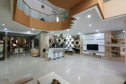 Hunian Eksklusif Dijual LT 377m2 di Kelapa Gading, Jakarta Utara Hunian Eksklusif Dijual LT 377m2 di Kelapa Gading, Jakarta Utara