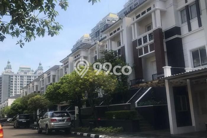 Rumah Eksklusif Siap Huni LT 136m2 di Kelapa Gading, Jakarta Utara Rumah Eksklusif Siap Huni LT 136m2 di Kelapa Gading, Jakarta Utara