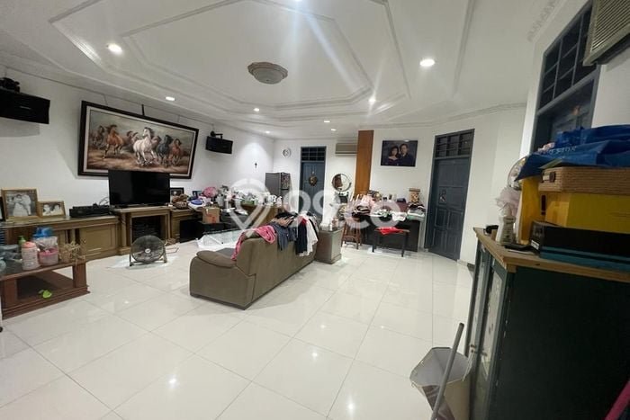 Hunian Elit LB 260m2 Siap Huni Desain Elegan di Sunter, Jakarta Utara Hunian Elit LB 260m2 Siap Huni Desain Elegan di Sunter, Jakarta Utara