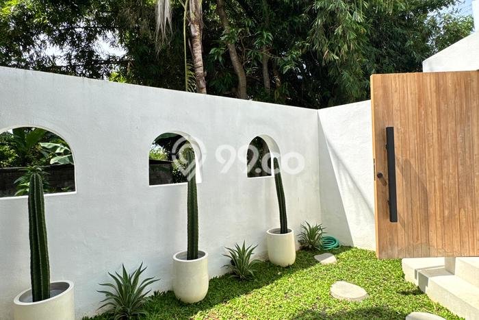 Vila Premium Kawasan , Luas 200m2m², Lingkungan Asri untuk keluarga Vila Premium Kawasan , Luas 200m2m², Lingkungan Asri untuk keluarga