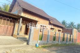 Rumah Modern Cantik 3 KT Siap Huni di Karangploso Rumah Modern Cantik 3 KT Siap Huni di Karangploso