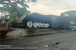 Ruko Bagus Dijual LB 180m2 Lokasi Strategis Malang Area Cocok untuk Berbisnis Ruko Bagus Dijual LB 180m2 Lokasi Strategis Malang Area Cocok untuk Berbisnis