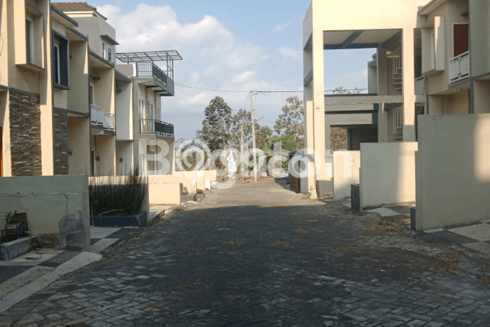 Rumah Modern Minimalis 2 KT Siap Huni di Batu Rumah Modern Minimalis 2 KT Siap Huni di Batu