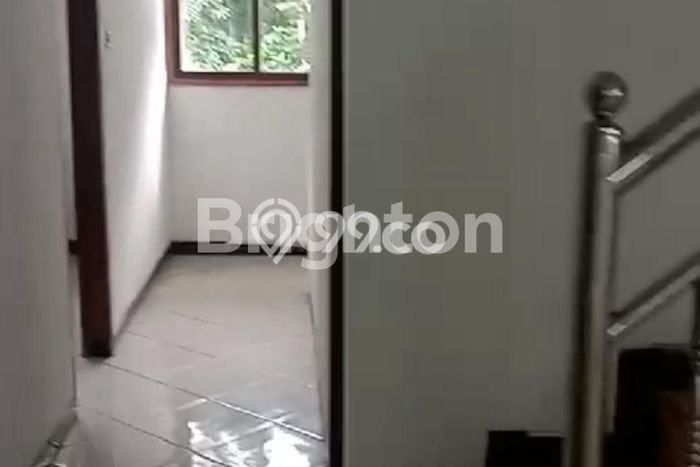 Dijual Hunian Rumah Nyaman 6 Kamar di Sumberpucung, Malang Dijual Hunian Rumah Nyaman 6 Kamar di Sumberpucung, Malang