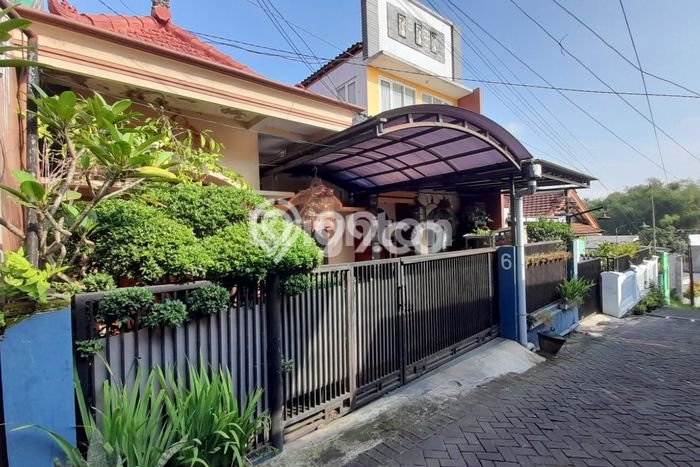 Hunian Nyaman Asri 8 KT Siap Pakai di Arjosari Malang Hunian Nyaman Asri 8 KT Siap Pakai di Arjosari Malang