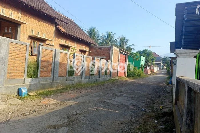 Rumah Modern Cantik 3 KT Siap Huni di Karangploso Rumah Modern Cantik 3 KT Siap Huni di Karangploso