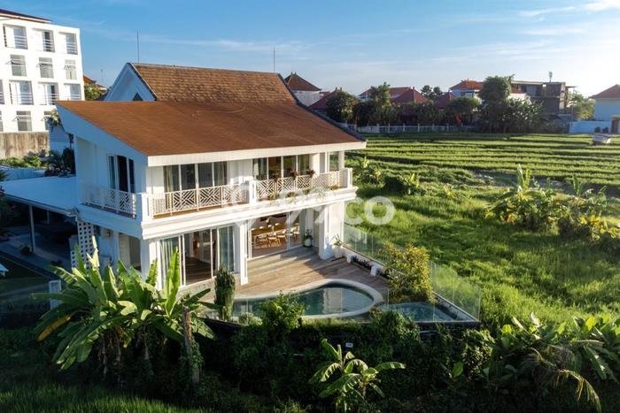 Dijual Vila Kawasan , Dimensi 604m2m², Posisi Premium Dijual Vila Kawasan , Dimensi 604m2m², Posisi Premium