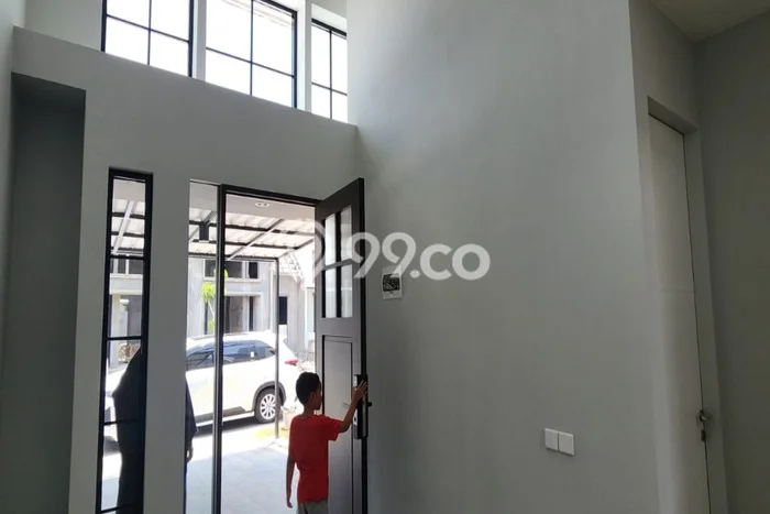 Lokasi terbaik! Rumah siap pakai dikontrakkan di Tembalang LB 50m2 Lokasi terbaik! Rumah siap pakai dikontrakkan di Tembalang LB 50m2