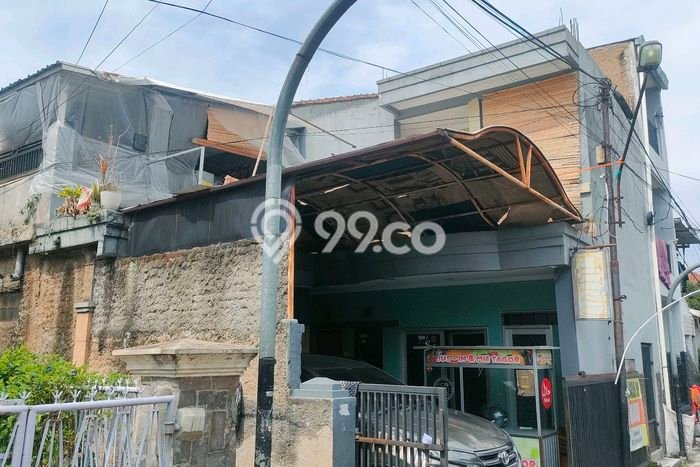 Jual Rumah Eksklusif 7 KT di Otista, Bandung Jual Rumah Eksklusif 7 KT di Otista, Bandung