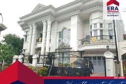 Jual Rumah Luas Elegan Dengan View Cantik di Pulogebang, Jakarta Timur Jual Rumah Luas Elegan Dengan View Cantik di Pulogebang, Jakarta Timur