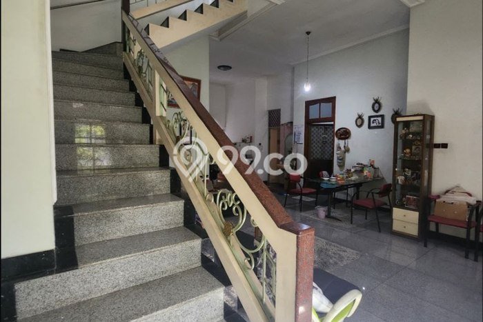 Siap Huni Hunian Elit 4 Kamar di Mulyorejo Dekat ke Mana Saja Siap Huni Hunian Elit 4 Kamar di Mulyorejo Dekat ke Mana Saja