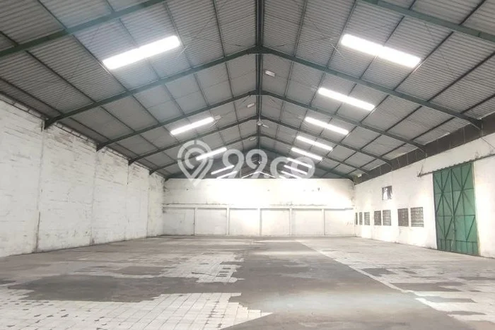 Unit Gudang Tersedia di Pondok Tjandra Spesifikasi LB 1200m2 Unit Gudang Tersedia di Pondok Tjandra Spesifikasi LB 1200m2