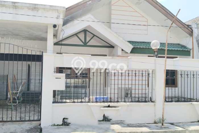 Disewakan! Rumah 3 Kamar Tidur &
2 Kamar Mandi di Babatan, Surabaya Disewakan! Rumah 3 Kamar Tidur &
2 Kamar Mandi di Babatan, Surabaya