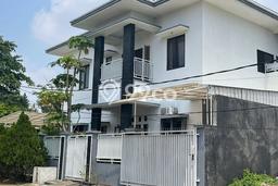 Rumah Asri 5 Kamar View Kota di Cakung, Jakarta Timur Rumah Asri 5 Kamar View Kota di Cakung, Jakarta Timur