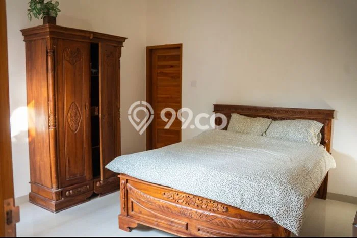 PRIME LOCATION! Rumah area Kerobokan, 3 KM, Lingkungan Tenang, Luas 300m² Bangunan 300m² PRIME LOCATION! Rumah area Kerobokan, 3 KM, Lingkungan Tenang, Luas 300m² Bangunan 300m²