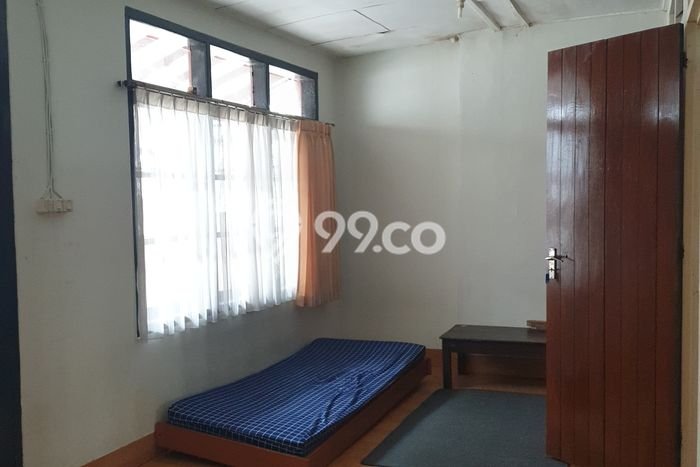 Rumah Mewah LB 100m2 Siap Pakai Desain Elegan di Sayap Dago, Bandung Rumah Mewah LB 100m2 Siap Pakai Desain Elegan di Sayap Dago, Bandung