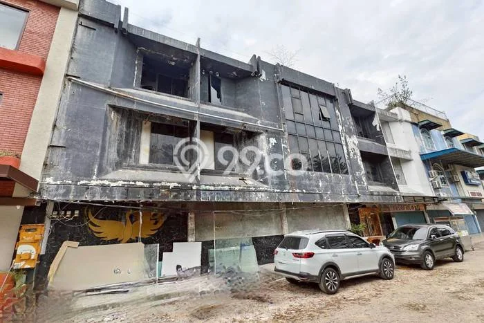 Unit Ruko Dijual di Batam LT 400m2 & LB 1200m2 Unit Ruko Dijual di Batam LT 400m2 & LB 1200m2