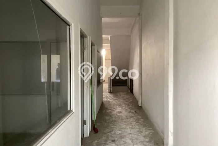 Unit Ruko disewakan di Tampan Pekanbaru dengan LT 100m2 / LB 270m2 Unit Ruko disewakan di Tampan Pekanbaru dengan LT 100m2 / LB 270m2