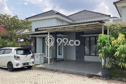 Jual Rumah Bagus Siap Huni LB 130m2 di Bukit Raya, Pekanbaru Jual Rumah Bagus Siap Huni LB 130m2 di Bukit Raya, Pekanbaru
