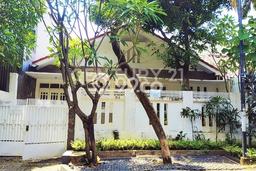 Hunian Eksklusif Dijual LT 244m2 di Kebayoran Baru, Jakarta Selatan Hunian Eksklusif Dijual LT 244m2 di Kebayoran Baru, Jakarta Selatan