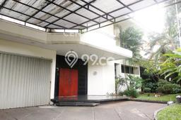 Rumah Cantik Siap Pakai Di Kebayoran Lama Luas 600m2 Aman Rumah Cantik Siap Pakai Di Kebayoran Lama Luas 600m2 Aman
