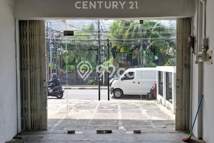 FOR RENT! Ruko di Radio Dalam Cocok untuk Bisnis 144m2 FOR RENT! Ruko di Radio Dalam Cocok untuk Bisnis 144m2