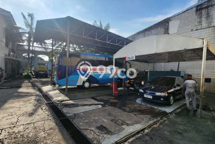 Area Ramai! Komersial Dijual di Matraman untuk Bisnis Luas Bangunan 1300m2 Area Ramai! Komersial Dijual di Matraman untuk Bisnis Luas Bangunan 1300m2