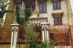 Rumah sewa siap huni 3 KT di Pulomas, Jakarta Timur Rumah sewa siap huni 3 KT di Pulomas, Jakarta Timur