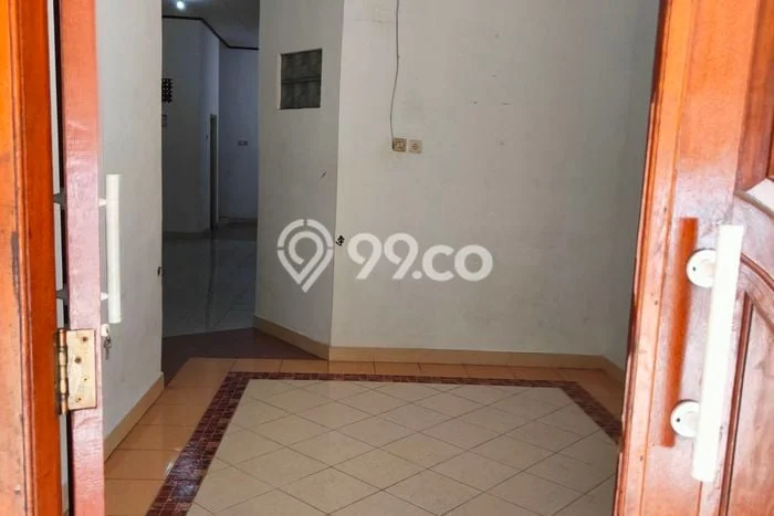 Disewakan rumah komplek kelapa dua per tahun Disewakan rumah komplek kelapa dua per tahun