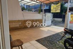 DIJUAL CEPAT! Rumah Premium di Pondok Indah, Jakarta Selatan, LT 117m² Bangunan 350m² Bisa Nego! DIJUAL CEPAT! Rumah Premium di Pondok Indah, Jakarta Selatan, LT 117m² Bangunan 350m² Bisa Nego!