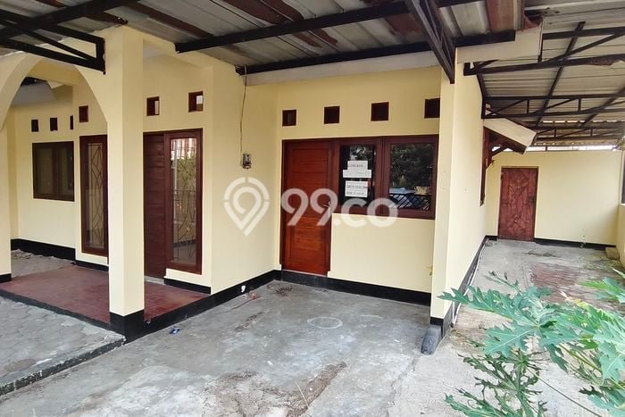 For Sale Rumah 2 Kamar Lokasi Ideal Nyaman dan Strategis di Ciledug For Sale Rumah 2 Kamar Lokasi Ideal Nyaman dan Strategis di Ciledug