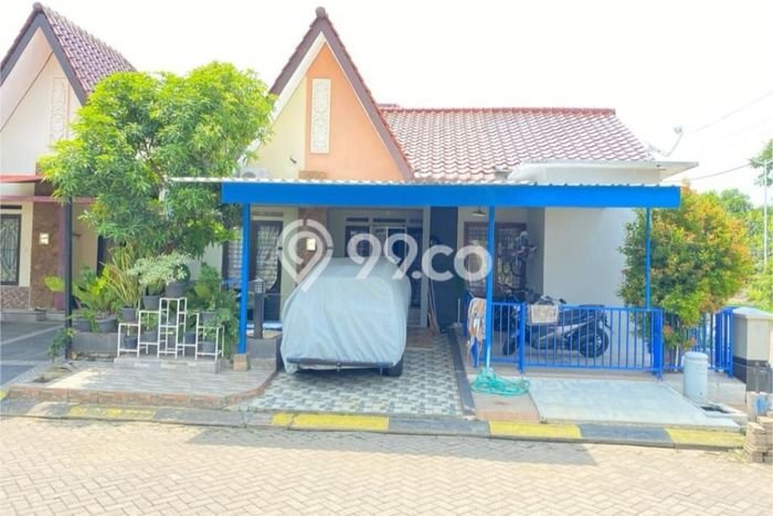 Dijual Cepat Rumah Bagus Siap Huni LB 120m2 di Semarang Timur, Semarang Dijual Cepat Rumah Bagus Siap Huni LB 120m2 di Semarang Timur, Semarang