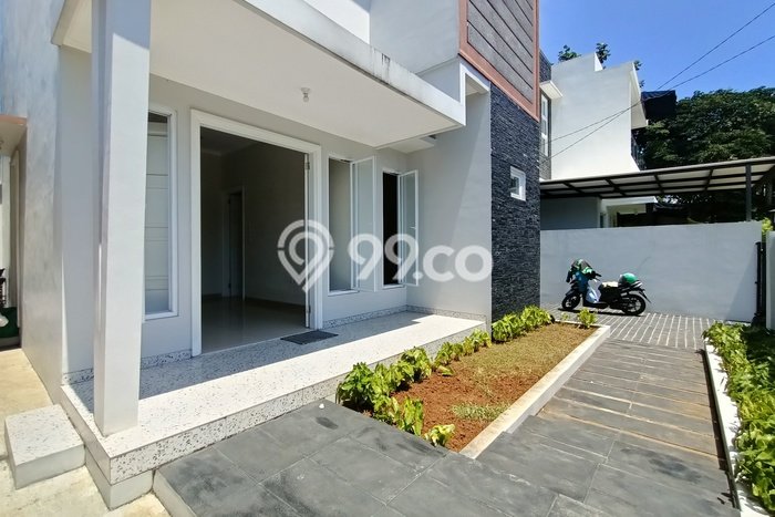 Dijual Rumah 4 Kamar Lokasi Strategis Nyaman dan Strategis di Cinere Dijual Rumah 4 Kamar Lokasi Strategis Nyaman dan Strategis di Cinere