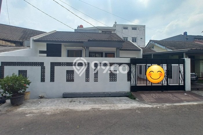 Rumah Kontrakan Tangerang LT 180m2 LB 140m2 Kawasan BSD Griya Loka Rumah Kontrakan Tangerang LT 180m2 LB 140m2 Kawasan BSD Griya Loka