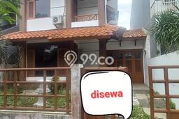 Rumah di , 4 KM, Lingkungan Berkembang Rumah di , 4 KM, Lingkungan Berkembang