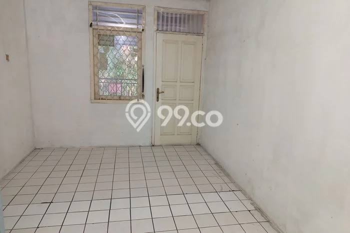 For Sale Hunian Rumah Terawat 2 KT di BSD Griya Loka, Tangerang For Sale Hunian Rumah Terawat 2 KT di BSD Griya Loka, Tangerang