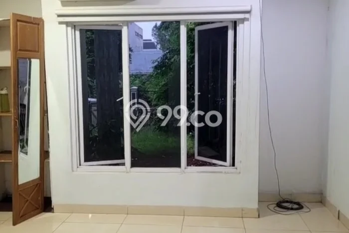 Rumah Sewa Tangerang LT 300m2 LB 350m2 Kawasan BSD Giri Loka Rumah Sewa Tangerang LT 300m2 LB 350m2 Kawasan BSD Giri Loka